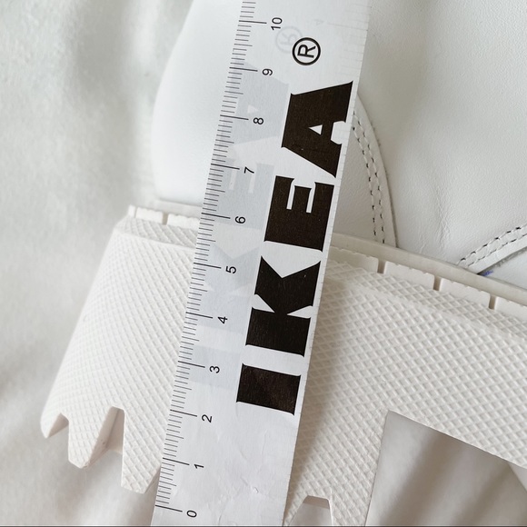 Zara White Lug Sole Lace-Up Leather Ankle Boots Size 6 - Picture 10 of 10